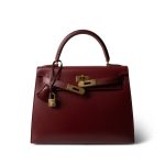 Kelly 28 Rouge Box Calfskin Gold Plated V Stamp - Image 2