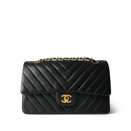 Black Lambskin Chevron Quilted Classic Flap Medium Gold Hardware