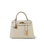 Kelly 25 Craie Epsom Gold Plated D Stamp