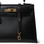 Kelly Sellier 28 Black Box Calfskin Gold Plated V Circle Stamp - Image 3