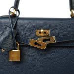 Kelly Sellier 25 Bleu Indigo Epsom Gold Plated Y Stamp - Image 8