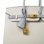 Birkin 25 Bi-Color Horseshoe (HSS) Craie/Bleu Glacier Epsom Gold Plated U Stamp - Image 3