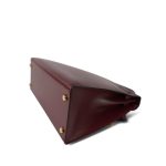 Kelly 28 Box Calfskin Rouge H Gold Plated R Circle Stamp - Image 16