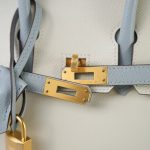 Birkin 25 Bi-Color Horseshoe (HSS) Craie/Bleu Glacier Epsom Gold Plated U Stamp - Image 15
