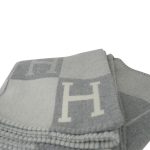 Avalon Blanket Ecru / Gris Clair - Image 2