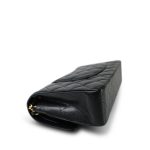 Black Caviar Quilted Medium Classic Flap GHW - Image 9