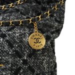 22K Black Ecru Tweed Quilted 22 Hobo Bag Medium Aged Gold Hardware - Image 16