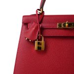 Kelly Sellier 25 Rouge Casaque Epsom Gold Plated T Stamp - Image 2