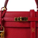 Kelly Sellier 25 Rouge Casaque Epsom Gold Plated T Stamp - Image 4