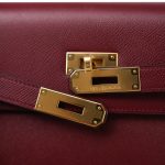 Kelly 32 Rouge H Courchevel Sellier Gold Plated T Circle Stamp - Image 3
