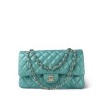 Iridescent Green Lambskin Quilted Classic Flap Medium Light Gold Hardware - Image 12
