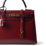 Kelly Sellier 28 Rouge H Box Calfskin Gold Plated W Circle Stamp - Image 4