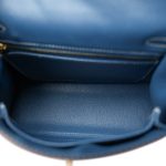 Kelly Sellier 25 Bi-Color Rouge Casaque/Bleu Thalassa Epsom White Stitching Gold Plated [P] Stamp - Image 8