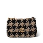 19K Beige/Black Tweed Quilted Houndstooth 19 Flap Small MHW - Image 2