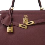 Kelly 25 Retourne Rouge H Togo Gold Plated Y Stamp - Image 9