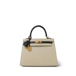 Kelly Sellier 25 Bi-Color Horseshoe (HSS) Craie/Noir Epsom Gold Plated D Stamp - Image 3