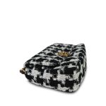 20S Ecru Black & White Tweed Quilted 19 Flap Small Mixed Hardware - Image 7