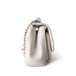 22B White Caviar Quilted Business Affinity Medium Flap Light Gold Hardware - Image 3