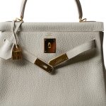 Kelly 28 Retourne Craie Clemence Gold Plated C Stamp - Image 4