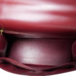 Kelly 28 Box Calfskin Rouge H Gold Plated R Circle Stamp - Image 11