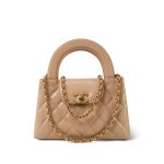 Light Beige Shiny Aged Calfskin Quilted Nano Kelly Shopper Gold Hardware Aged - Image 10