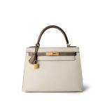 Kelly Sellier 28 Bi-Color Horseshoe (HSS) Craie/Etoupe Epsom Gold Plated A Stamp - Image 3