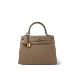 Kelly Sellier 25 Etoupe Epsom Gold Plated D Stamp - Image 3