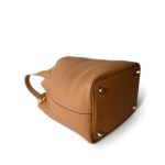 Picotin Lock 18 Biscuit Taurillon Clemence Gold Plated U Stamp - Image 14