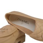 24C Beige Lambskin Quilted Turnlock CC Loafer Moccasins Size 38.5 - Image 6