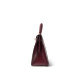 Kelly 28 Rouge H Courchevel Sellier White Stitching Gold Plated F Square Stamp - Image 11