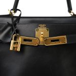 Kelly 28 Black Box Calfskin Retourne Gold Plated D Square Stamp - Image 7