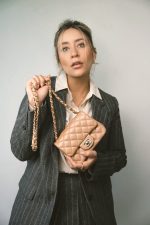 18S Beige Caviar Quilted Mini Square Flap Light Gold Hardware - Image 6