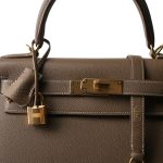Kelly Sellier 28 Etoupe Epsom Gold Plated T Stamp - Image 2