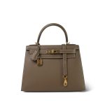 Kelly Sellier 28 Etoupe Epsom Gold Plated Y Stamp