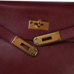Kelly 28 Retourne Rouge H Evercolor Gold Plated A Square Stamp - Image 5