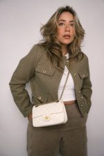 Ivory Aged Calfskin Quilted Mini Reissue Flap Aged Gold Hardware - Image 6