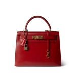 Kelly 28 Sellier Rouge Vif Box Calfskin Gold Plated V Stamp
