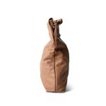 Caramel Calfskin Quilted 22 Hobo Bag Medium Aged Gold Hardware - Image 3
