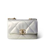 21P Iridescent White Lambskin Quilted 19 Flap Small Mixed Hardware - Image 2