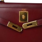 Kelly 28 Rouge H Box Calfskin Gold Plated Z Circle Stamp - Image 20