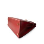 Kelly 28 Sellier Rouge Vif Box Calfskin Gold Plated V Stamp - Image 11