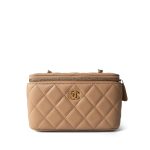 Beige Lambskin Quilted Pearl Crush Vanity Case With Chain Aged Gold Hardware