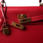 Kelly Sellier 28 Rouge Casaque Epsom Gold Plated C Stamp - Image 13