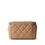 Beige Lambskin Quilted Pearl Crush Vanity Case With Chain Aged Gold Hardware - Image 7