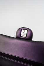 17S Purple Iridescent Lambskin Quilted Classic Flap Medium - Image 4