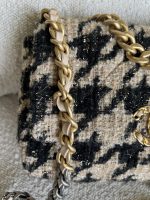 19K Houndstooth 19 Flap Beige/Black Small MHW - Image 4