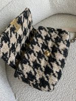 19K Houndstooth 19 Flap Beige/Black Small MHW - Image 17