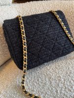 21K Black Symphony Tweed Single Flap Bag - Image 12