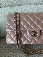 21K Medium Pink Iridescent Lambskin Quilted Classic Flap SHW - Image 9