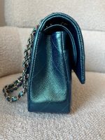 22P Iridescent Green Caviar Quilted Classic Flap Medium Light Gold Hardware - Image 4